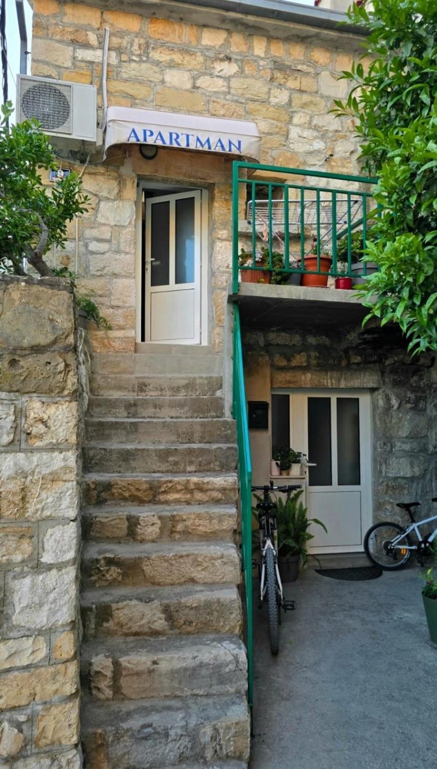 Apartments More Kaštela Εξωτερικό φωτογραφία