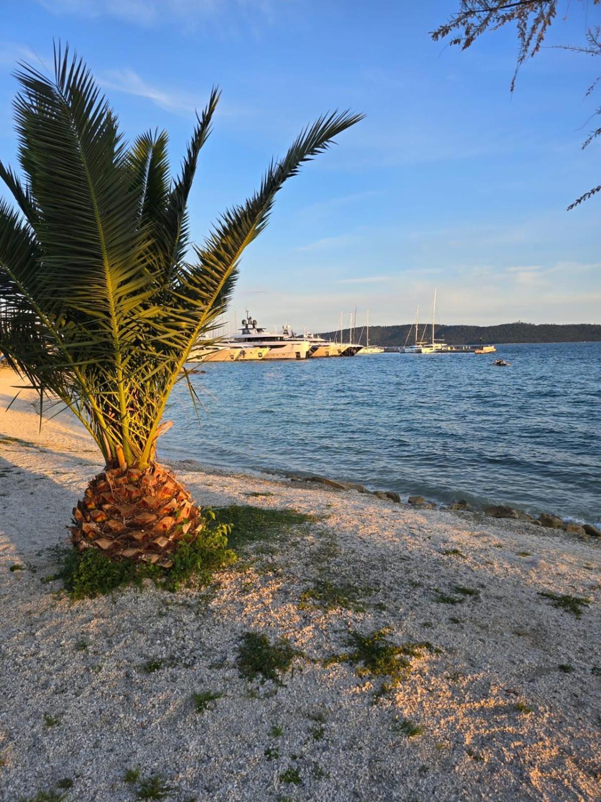 Apartments More Kaštela Εξωτερικό φωτογραφία