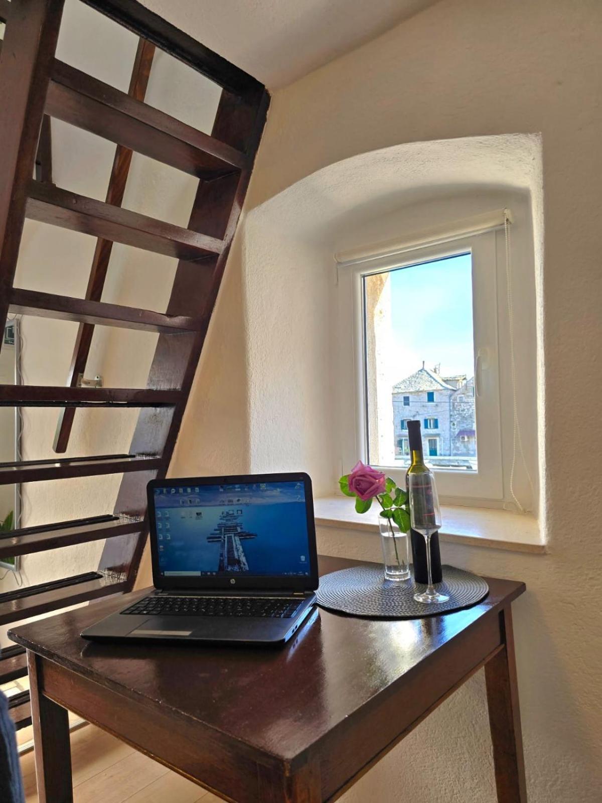 Apartments More Kaštela Εξωτερικό φωτογραφία